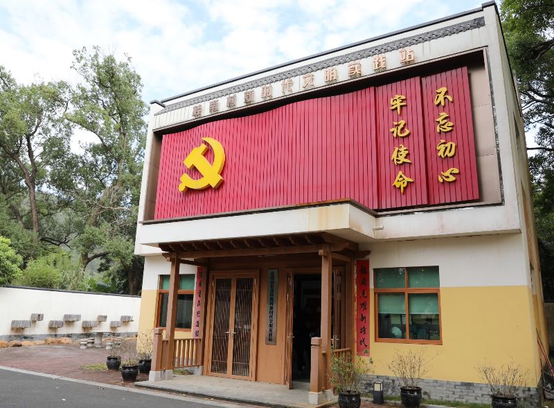 融入群众15分钟生活圈，网红村的实践站结(4130187)-20241030093907_副本.jp